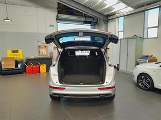 2009 Audi Q5 - Thumbnail