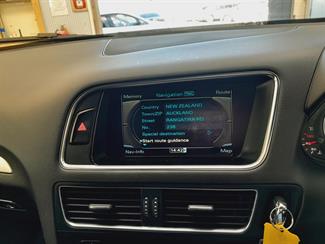 2009 Audi Q5 - Thumbnail