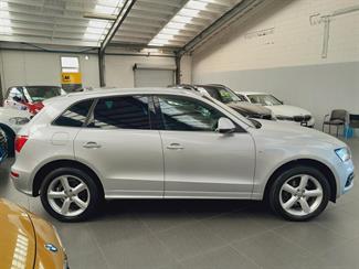 2009 Audi Q5 - Thumbnail