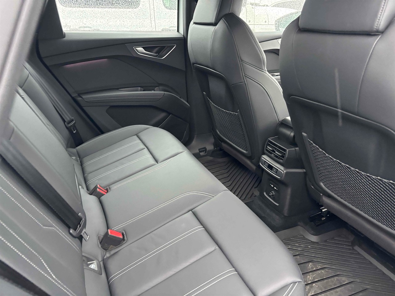 2022 Audi Q4