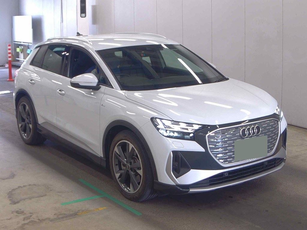 2022 Audi Q4