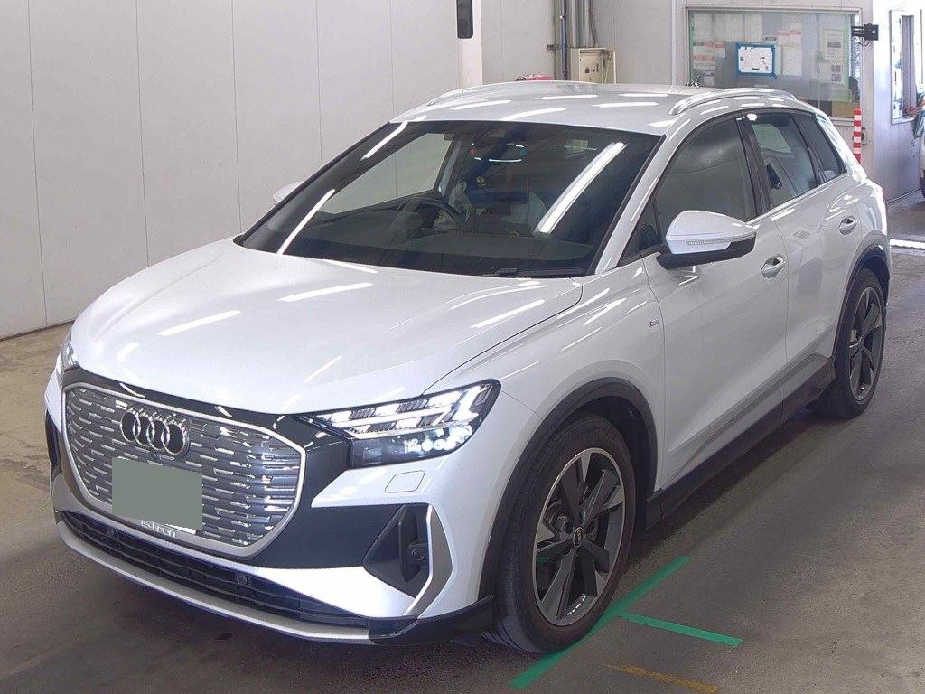 2022 Audi Q4