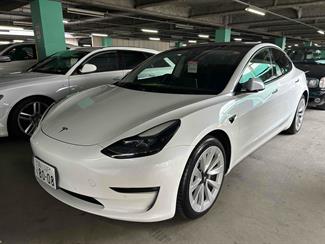 2022 Tesla Model 3 - Thumbnail