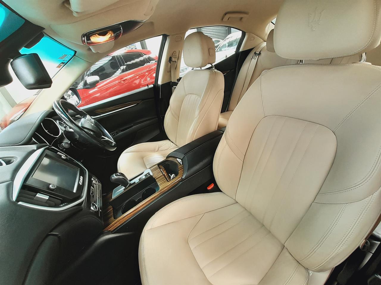 2015 Maserati Ghibli