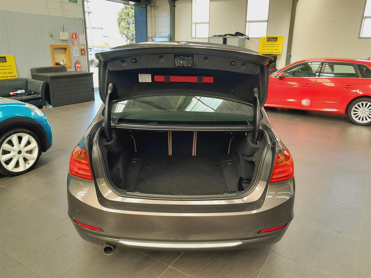 2012 BMW 320i