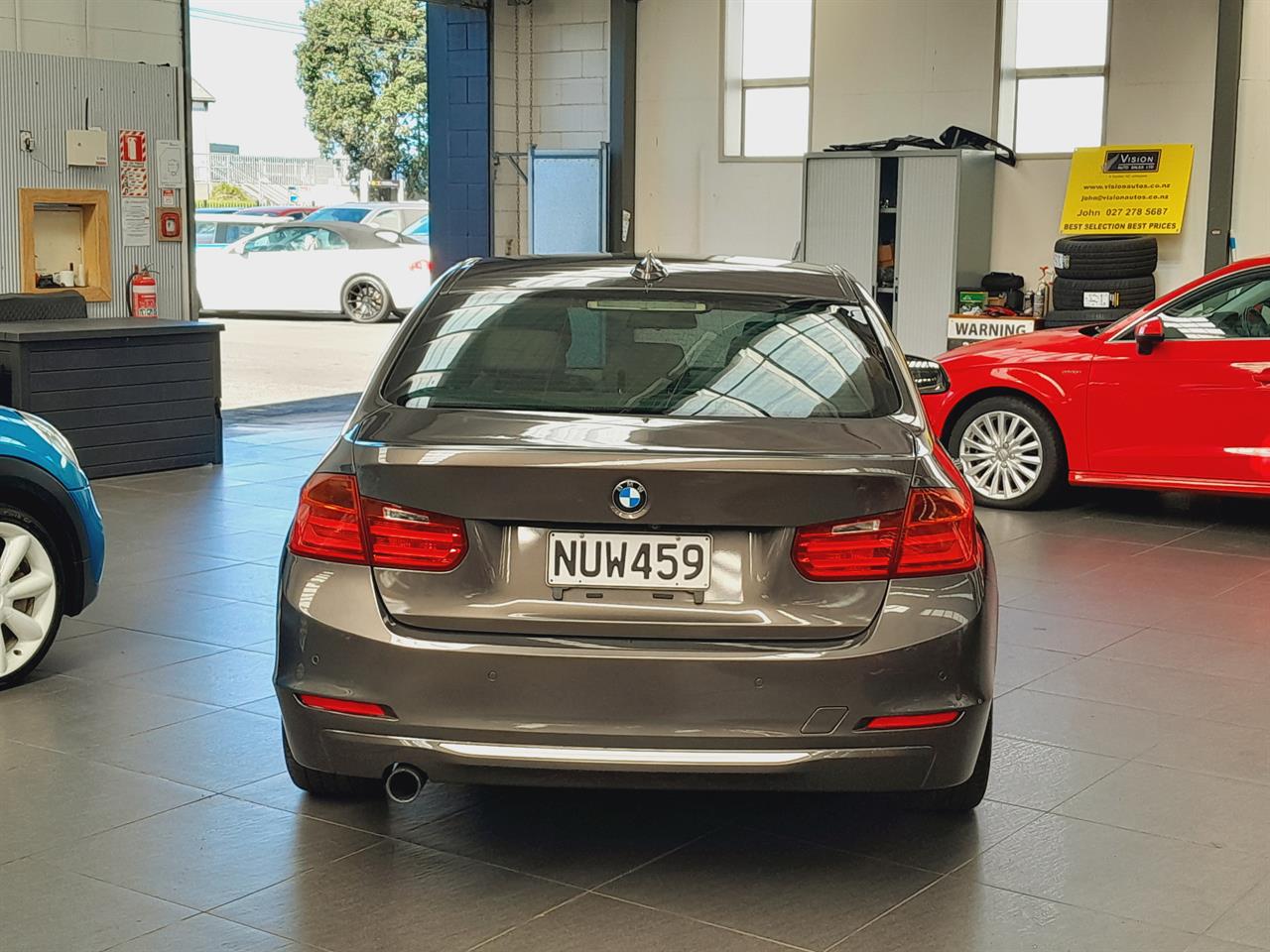 2012 BMW 320i