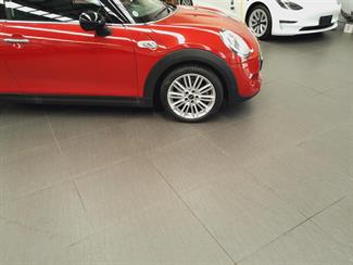 2017 Mini Cooper - Thumbnail