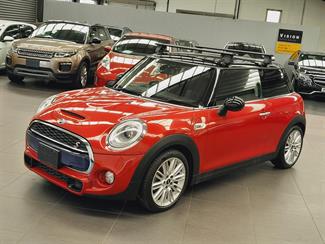 2017 Mini Cooper - Thumbnail