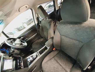 2015 Honda Shuttle - Thumbnail
