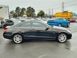 2012 Mercedes-Benz E 350 - Thumbnail