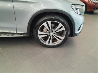 2016 Mercedes-Benz GLC 250 - Thumbnail