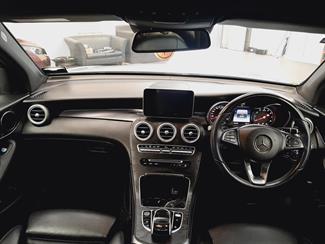 2016 Mercedes-Benz GLC 250 - Thumbnail