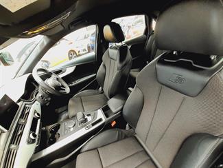 2017 Audi A4 - Thumbnail