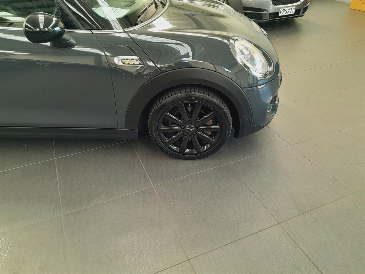 2017 Mini Cooper