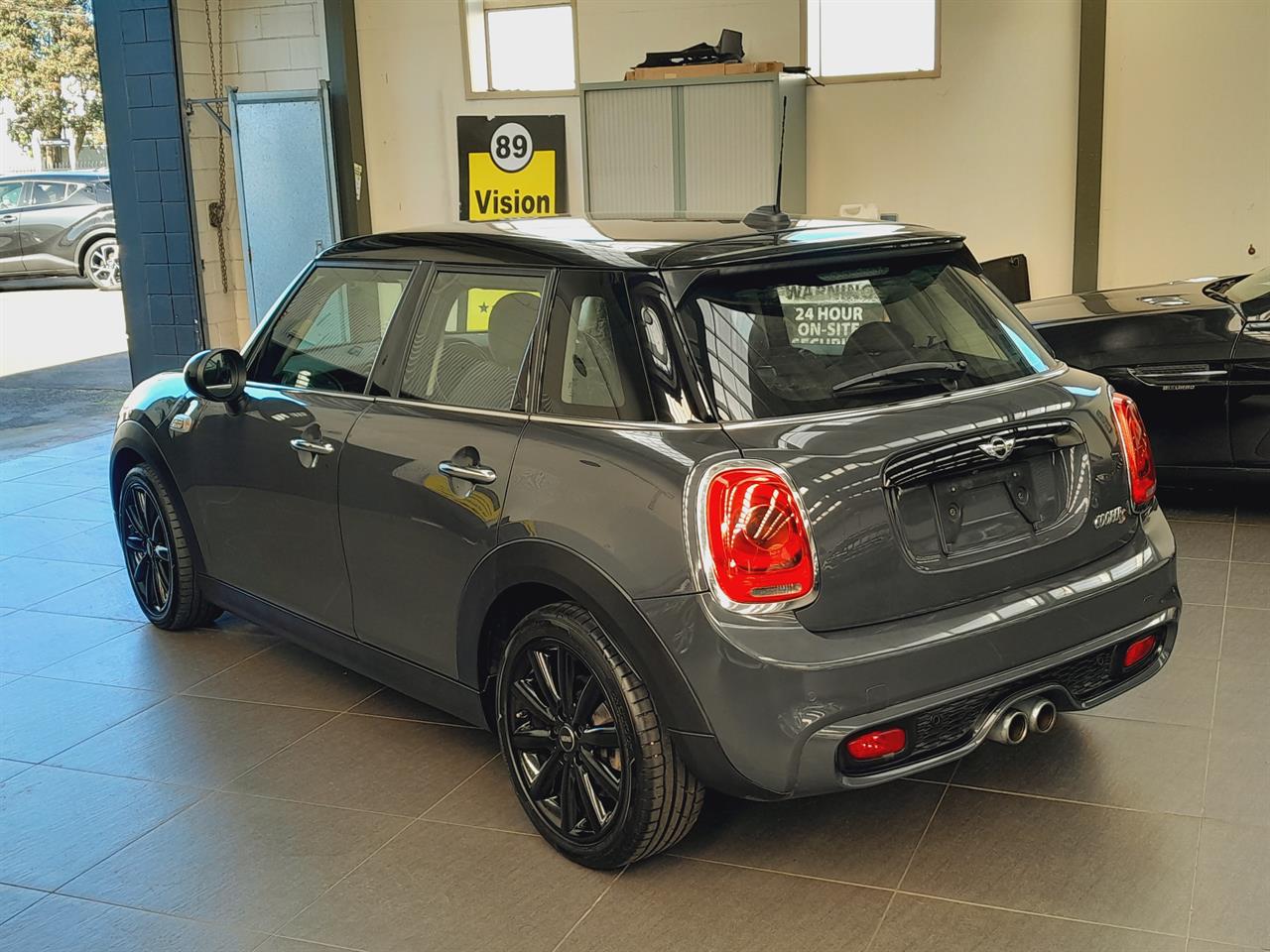 2017 Mini Cooper