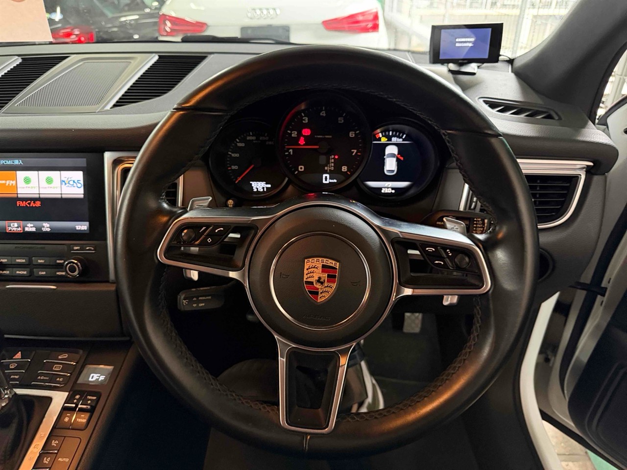 2017 Porsche Macan