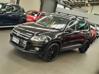 2014 Volkswagen Tiguan - Thumbnail