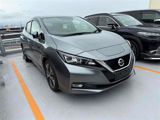 2018 Nissan Leaf - Thumbnail