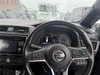 2018 Nissan Leaf - Thumbnail