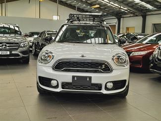 2017 Mini Countryman - Thumbnail
