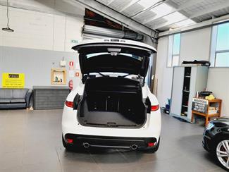 2017 Jaguar F-Pace - Thumbnail