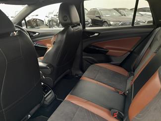 2023 Volkswagen ID.4 - Thumbnail