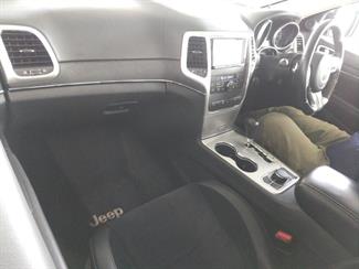 2013 Jeep Grand Cherokee - Thumbnail