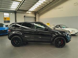 2017 Land Rover Range Rover Evoque - Thumbnail