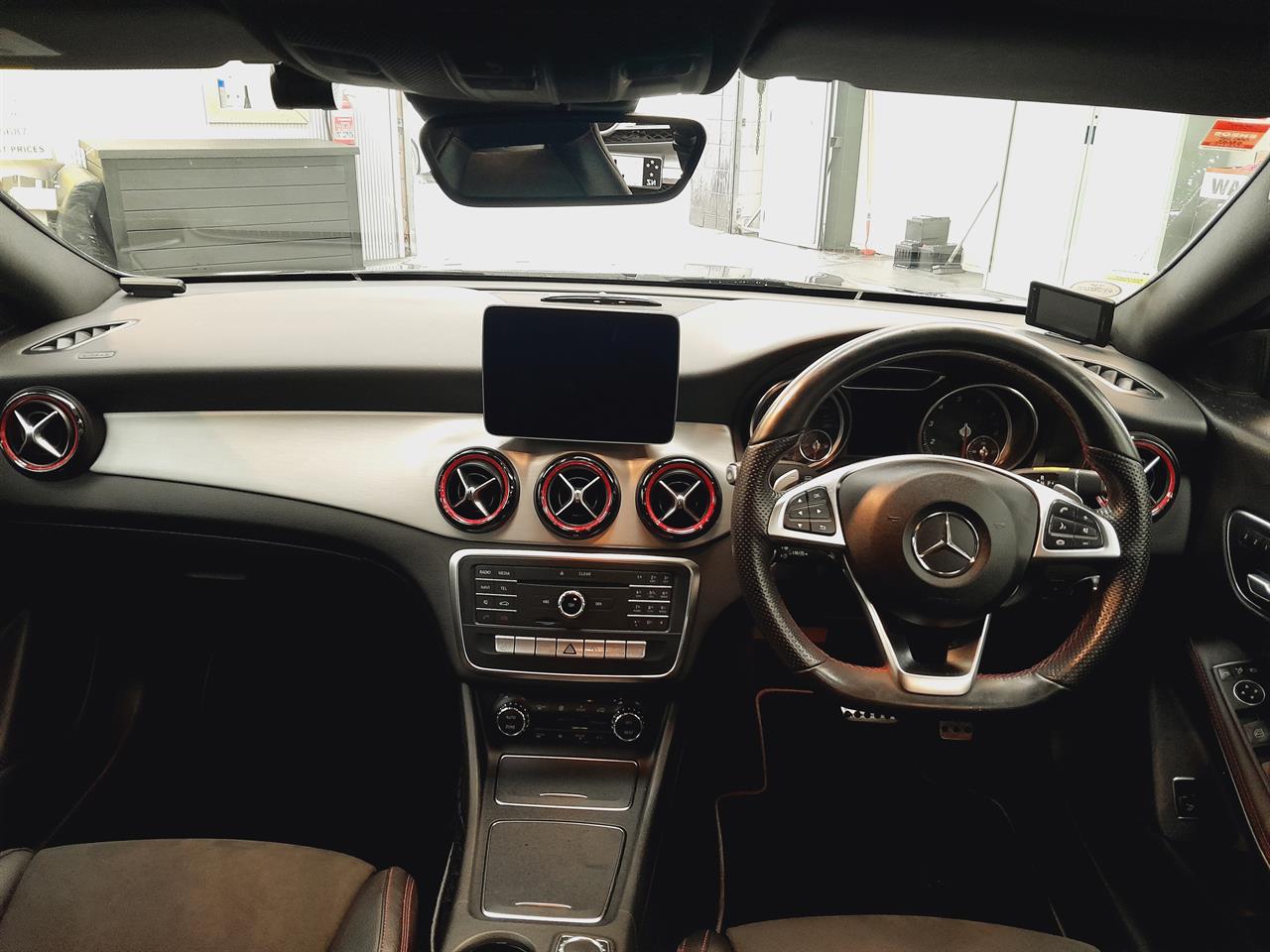 2017 Mercedes-Benz CLA 250