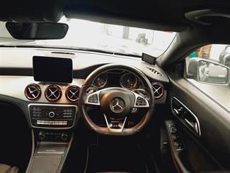 2017 Mercedes-Benz CLA 250 - Thumbnail