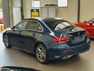 2021 Mercedes-Benz A 250 e - Thumbnail