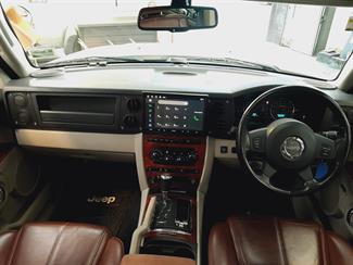 2006 Jeep Commander - Thumbnail