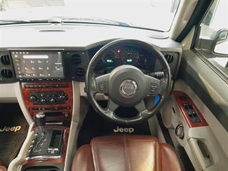 2006 Jeep Commander - Thumbnail