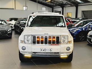 2006 Jeep Commander - Thumbnail