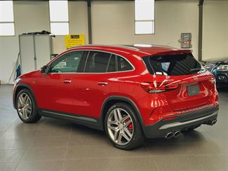 2021 Mercedes-Benz GLA 45 - Thumbnail