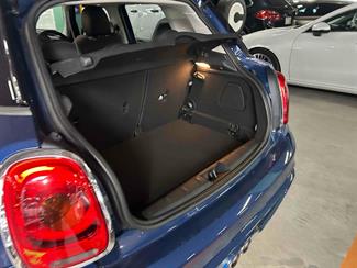 2016 Mini Cooper - Thumbnail