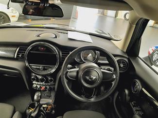 2016 Mini Cooper - Thumbnail