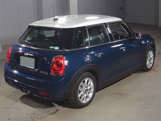 2016 Mini Cooper - Thumbnail