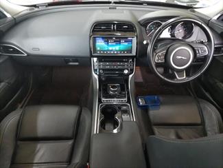 2017 Jaguar XE - Thumbnail