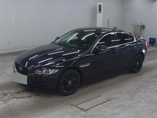 2017 Jaguar XE - Thumbnail