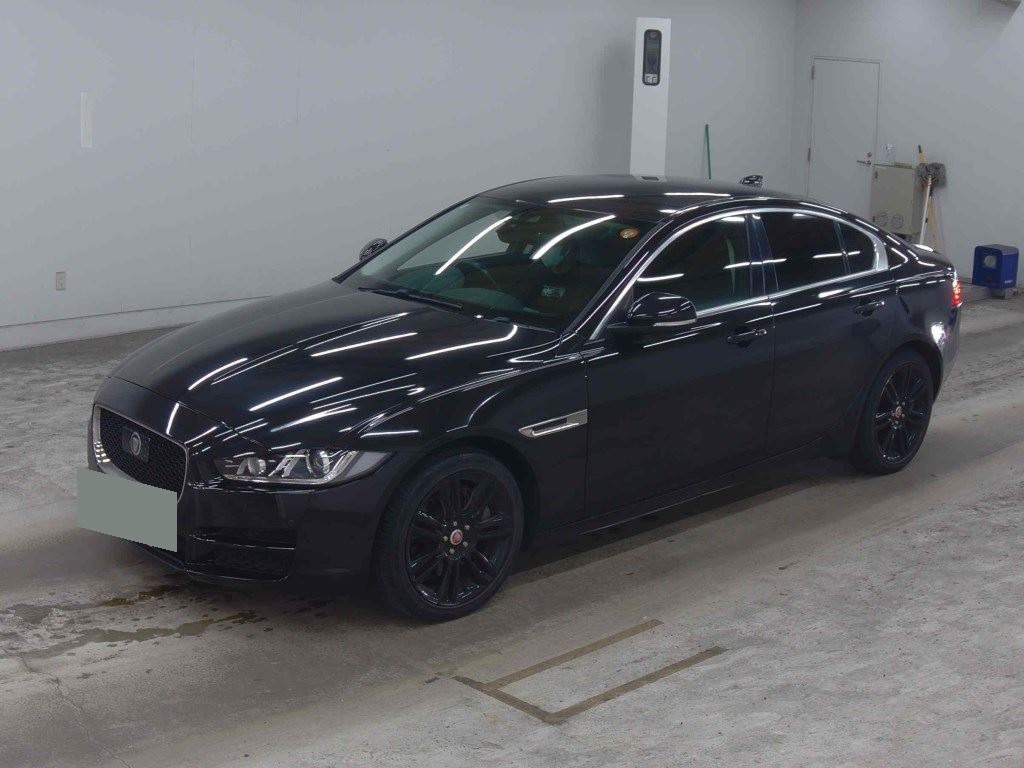 2017 Jaguar XE