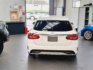 2017 Mercedes-Benz C 200 - Thumbnail