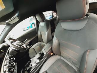 2020 Mercedes-Benz A 250 - Thumbnail