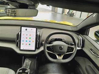 2024 Volvo EX30 - Thumbnail
