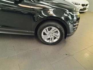 2019 Land Rover Range Rover Evoque - Thumbnail