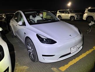 2022 Tesla Model Y - Thumbnail