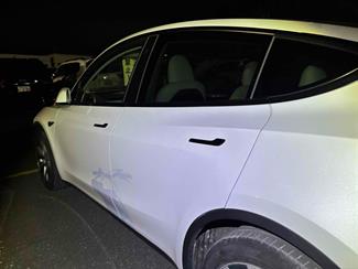 2022 Tesla Model Y - Thumbnail