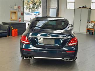 2017 Mercedes-Benz E 43 - Thumbnail