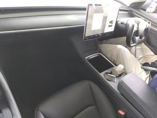 2021 Tesla Model 3 - Thumbnail