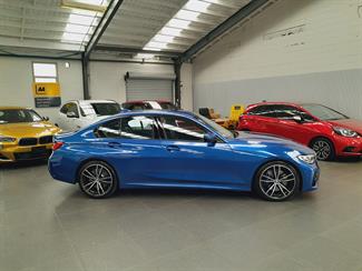 2019 BMW 330i - Thumbnail